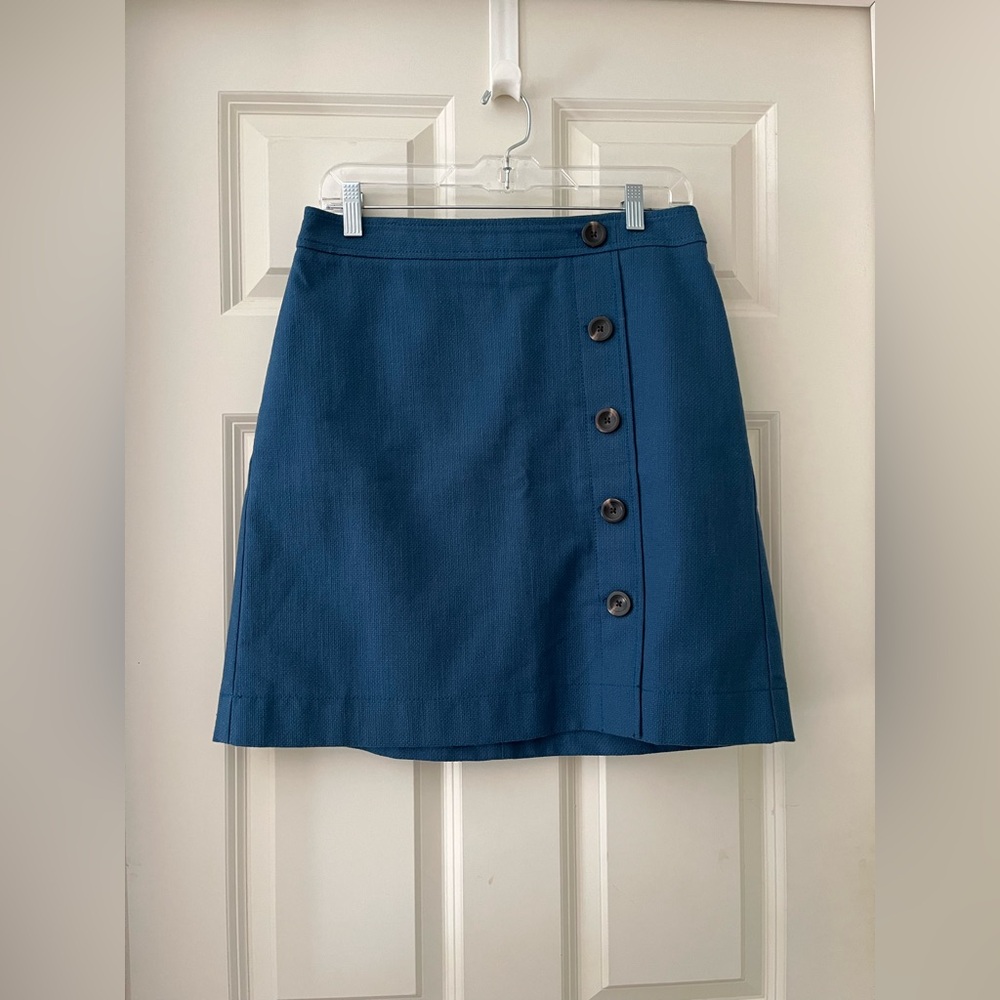 Ann Taylor Teal Texture Jacuard A-Line Skirt with Faux front Buttons size 6